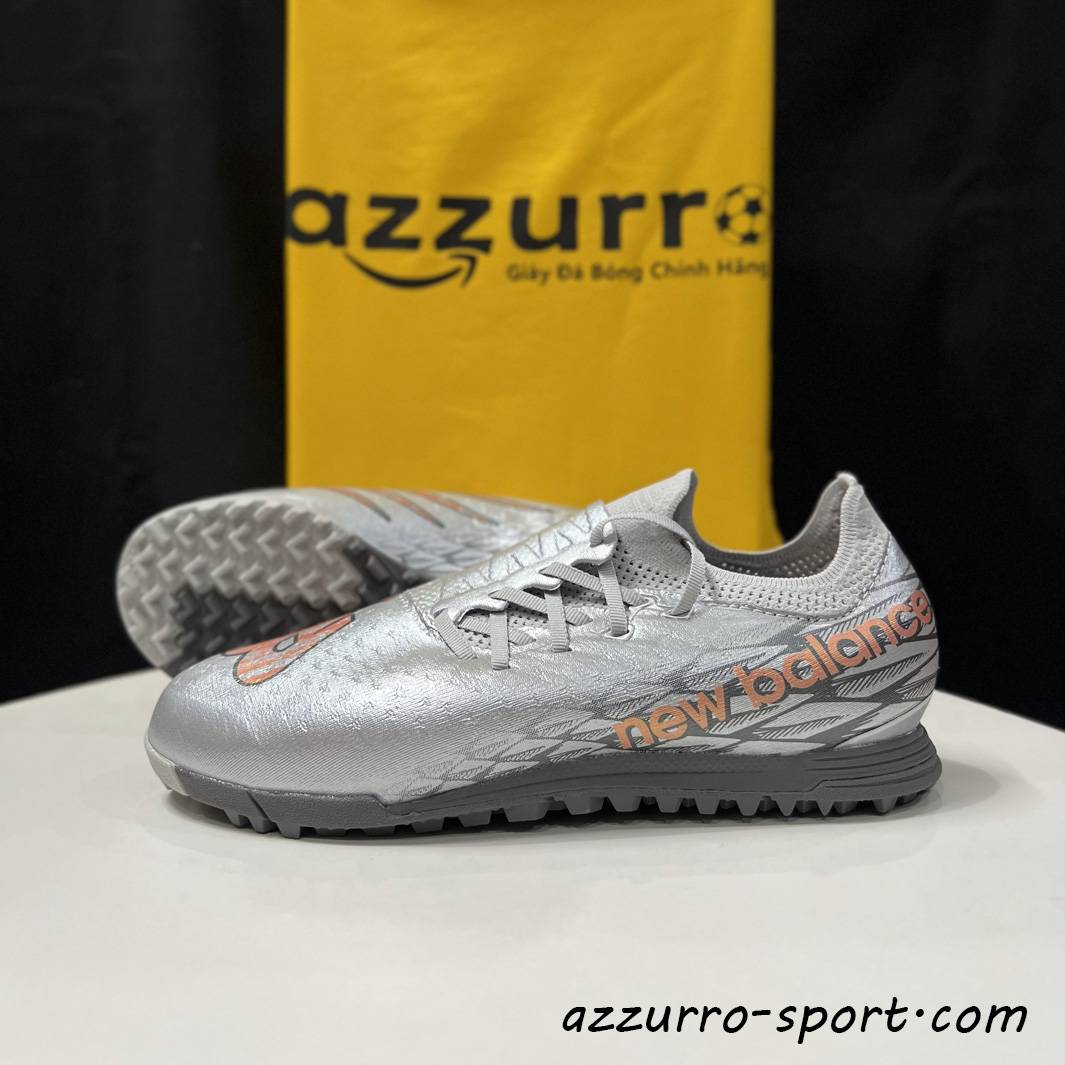 New Balance Furon V7 Pro TF - Giày đá bóng sân cỏ nhân tạo futsal New Balance chính hãng